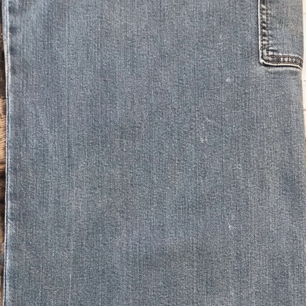American Eagle Outfitters Light Wash Wide Leg Cargo Jeans - Picture 5 of 9
